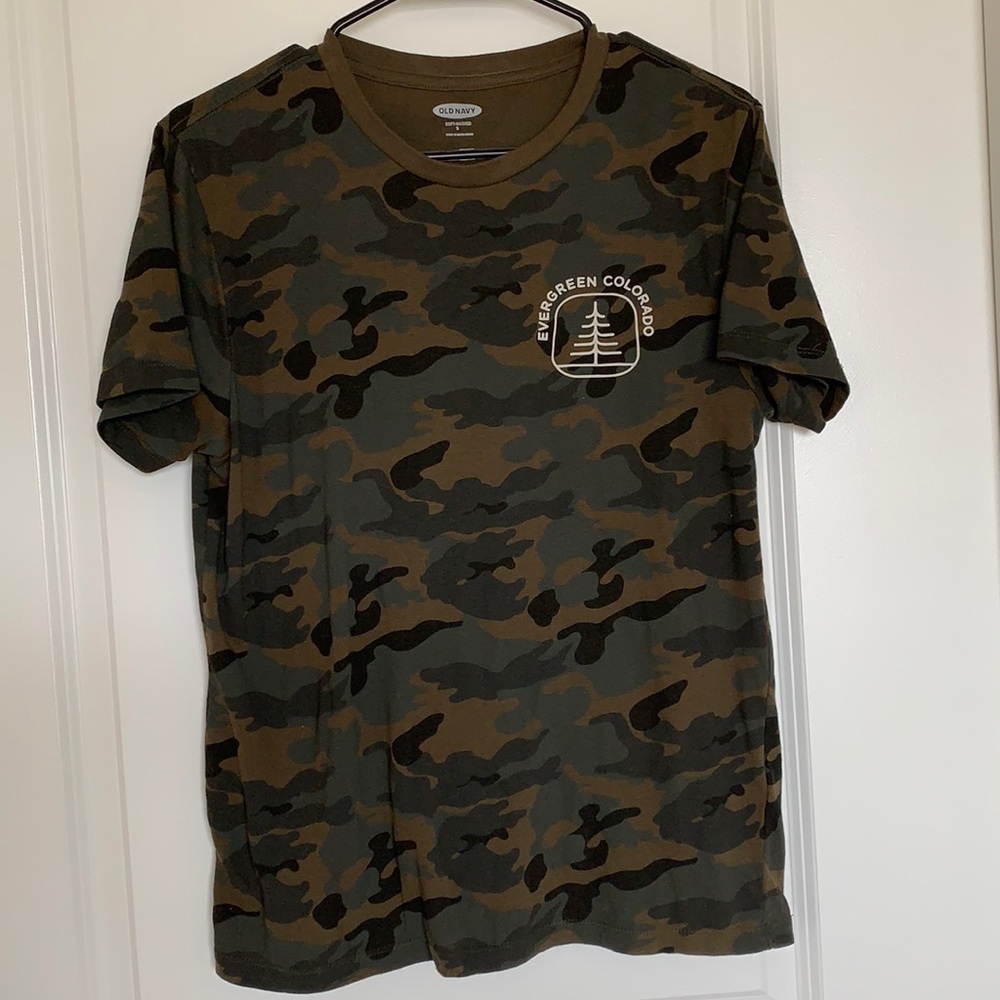 Camouflage Old Navy T-Shirt
